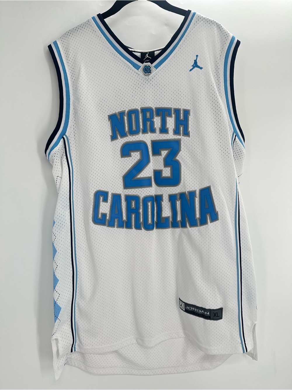 Jordan Michael Jordan North Carolina Basketball Jersey Mens Size XL White #23